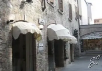 Casa Scaligeri 西尔米奥奈